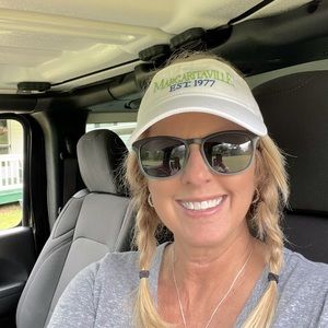 Meet your Posher, Nikki